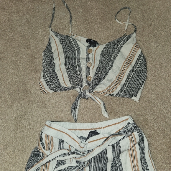 Matching set - Picture 5 of 6